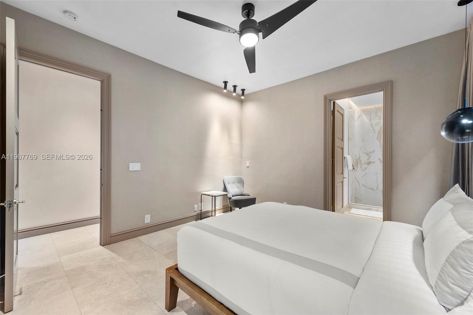 432 S Hibiscus Dr, Miami Beach FL 33139 — 29
