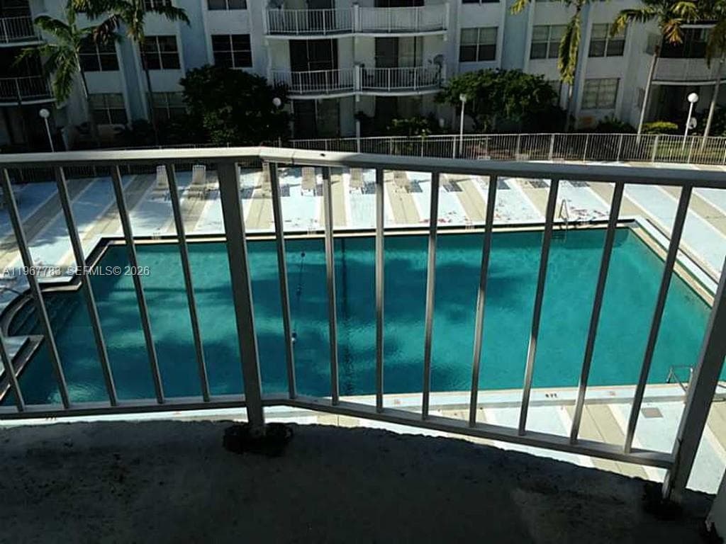 488 NW 165th St Rd # 614, Miami FL 33169 — 7