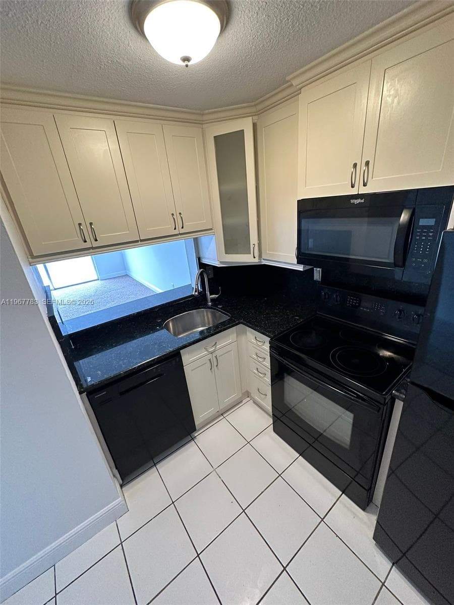 488 NW 165th St Rd # 614, Miami FL 33169 — 9