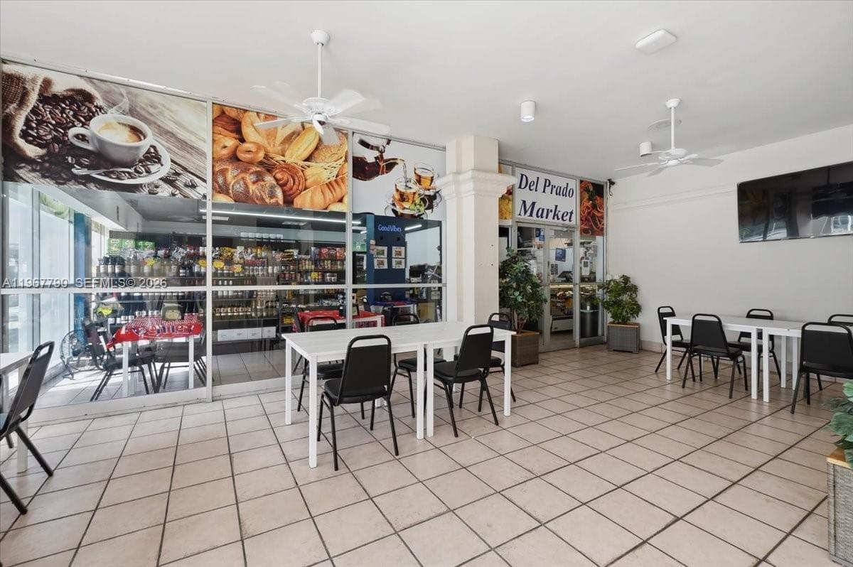18051 Biscayne Blvd # 1701, Aventura FL 33160 — 20