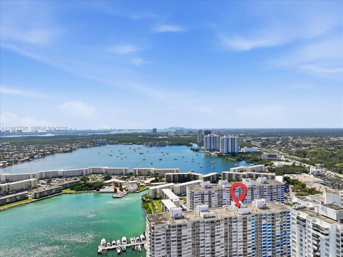 18051 Biscayne Blvd # 1701, Aventura FL 33160 — 29