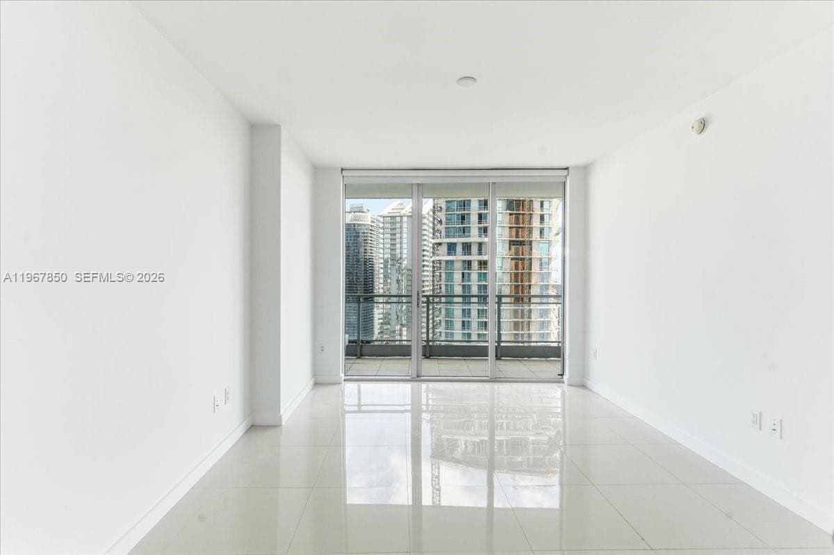 92 SW 3rd St # 3804, Miami FL 33130 — 13