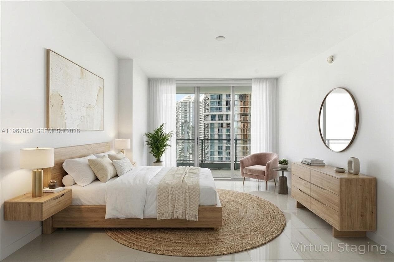 92 SW 3rd St # 3804, Miami FL 33130 — 12