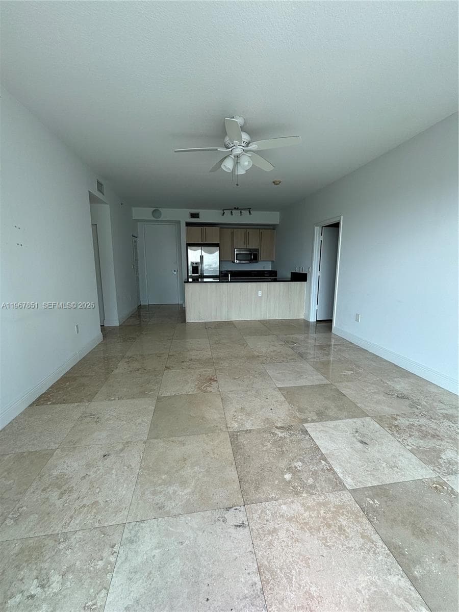 79 SW 12th St, Miami FL 33130 — 6