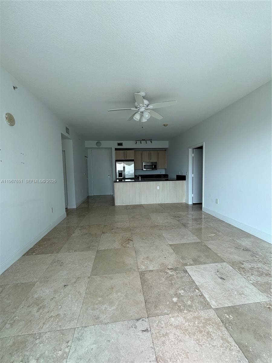 79 SW 12th St, Miami FL 33130 — 7
