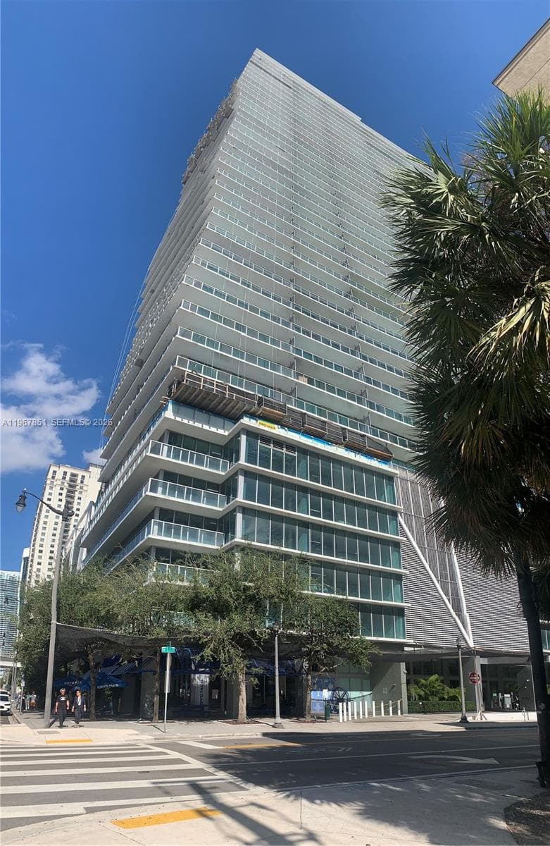 79 SW 12th St, Miami FL 33130 — 1