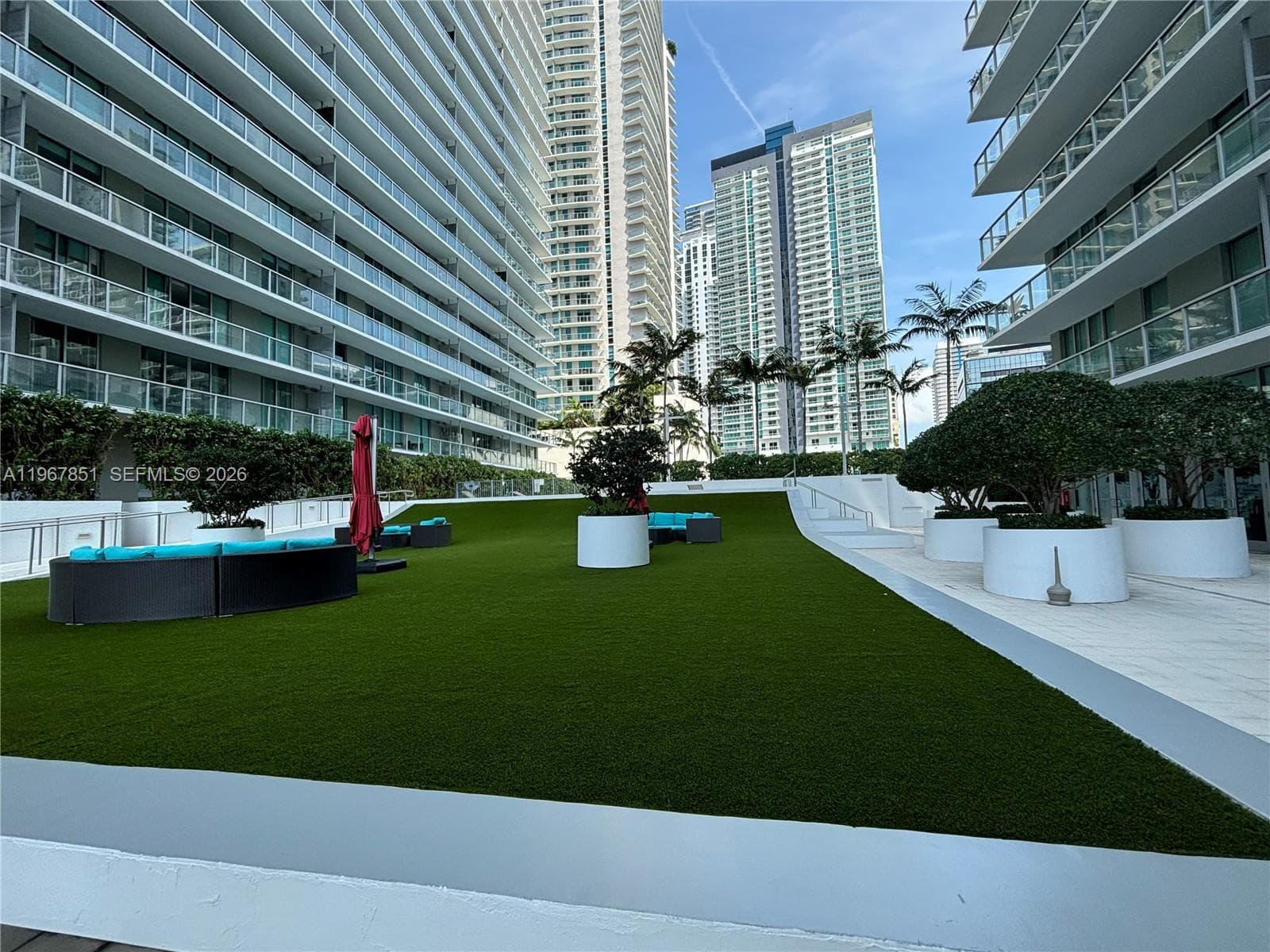 79 SW 12th St, Miami FL 33130 — 55