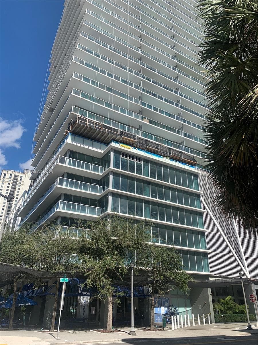 79 SW 12th St, Miami FL 33130 — 29