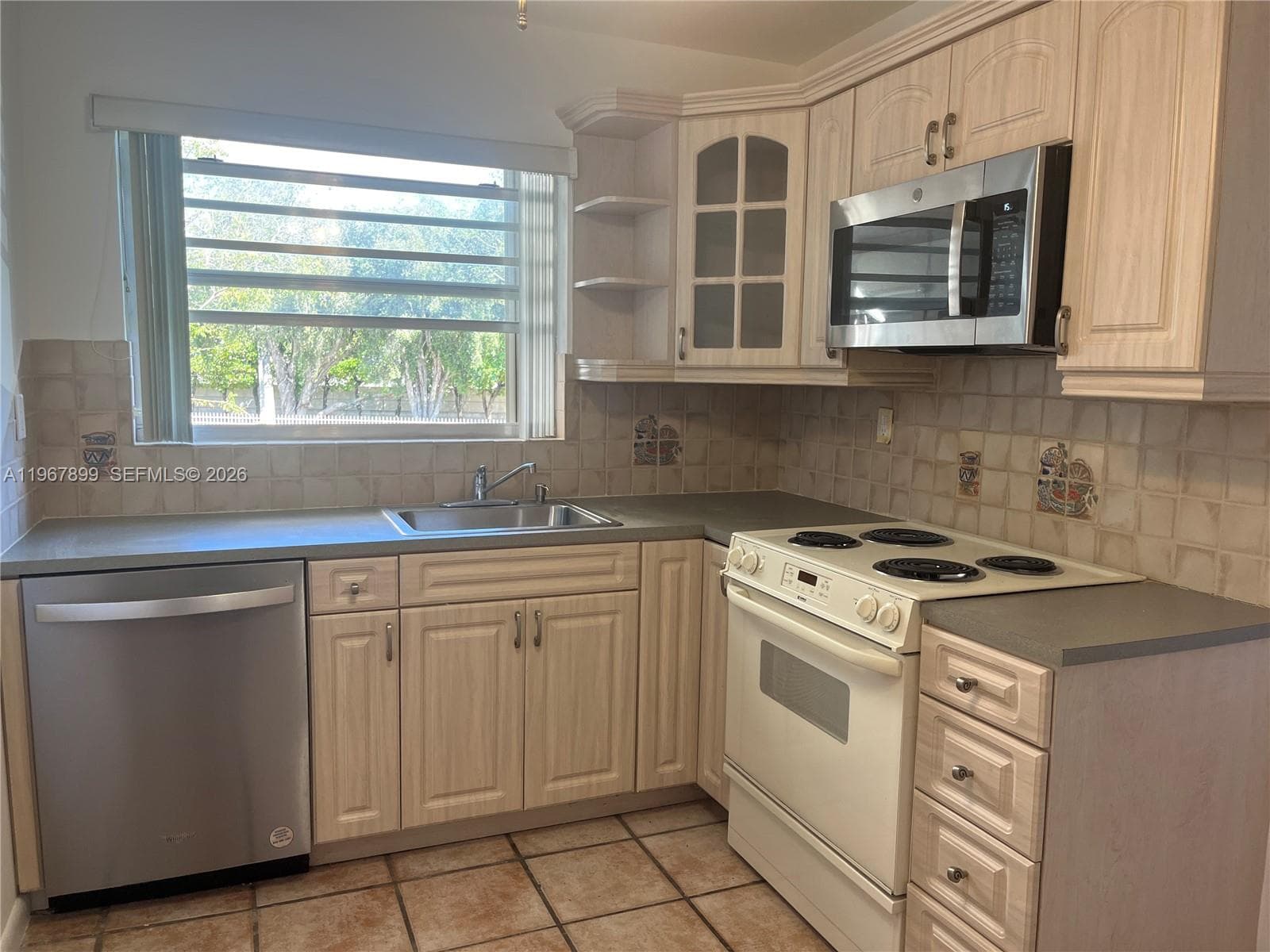 7705 SW 86th St # 213, Miami FL 33143 — 4