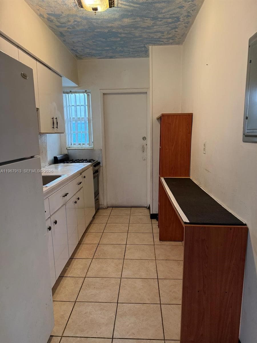 4201 Indian Creek Dr # 2, Miami Beach FL 33140 — 6