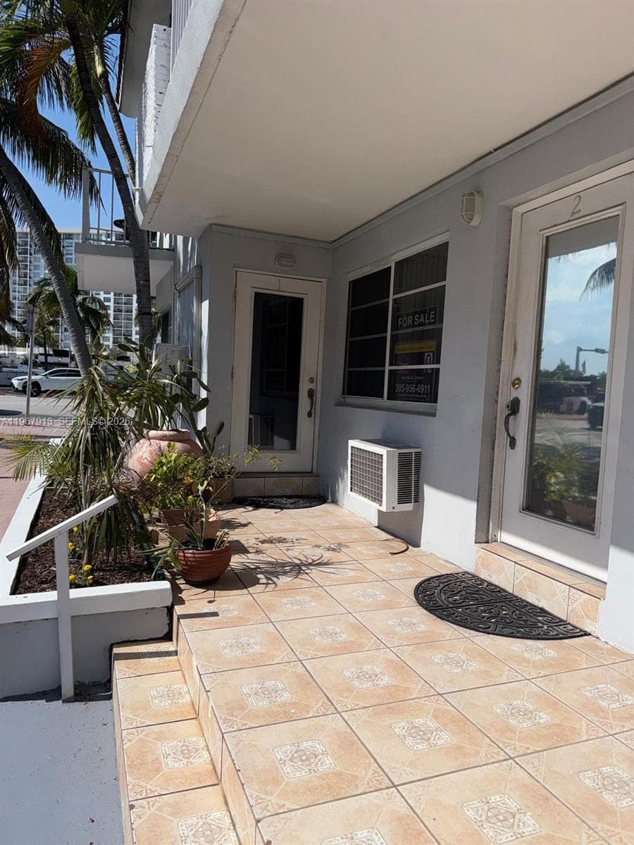 4201 Indian Creek Dr # 2, Miami Beach FL 33140 — 11