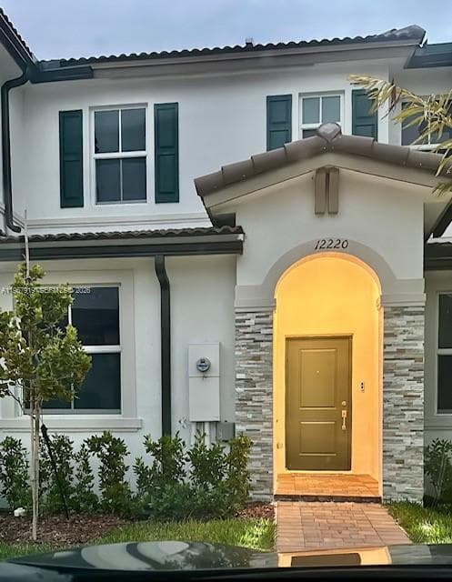 12220 NW 23rd Ct # 12220, Miami FL 33167 — 1