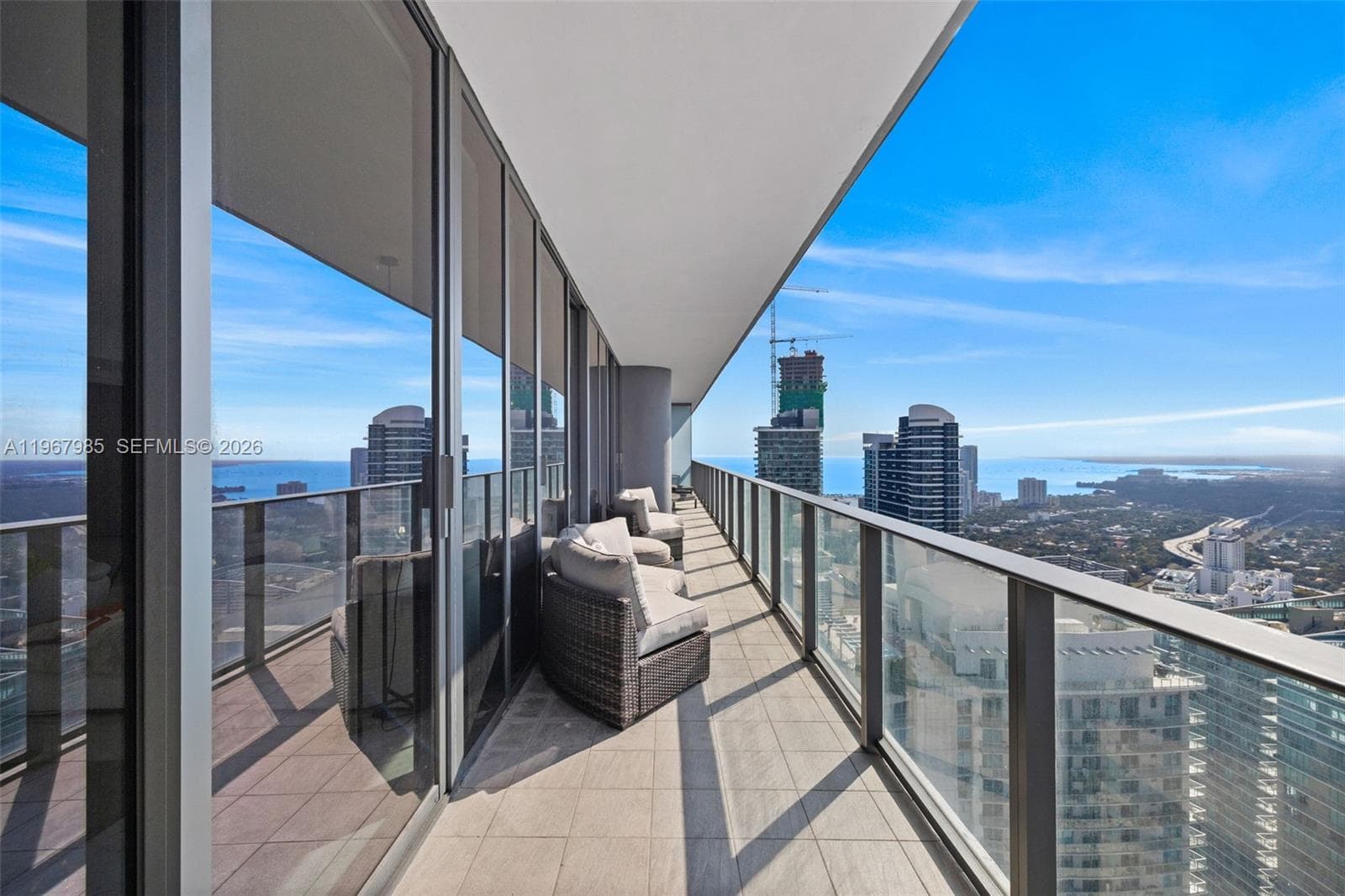 1000 Brickell Plz, Miami FL 33131 — 48
