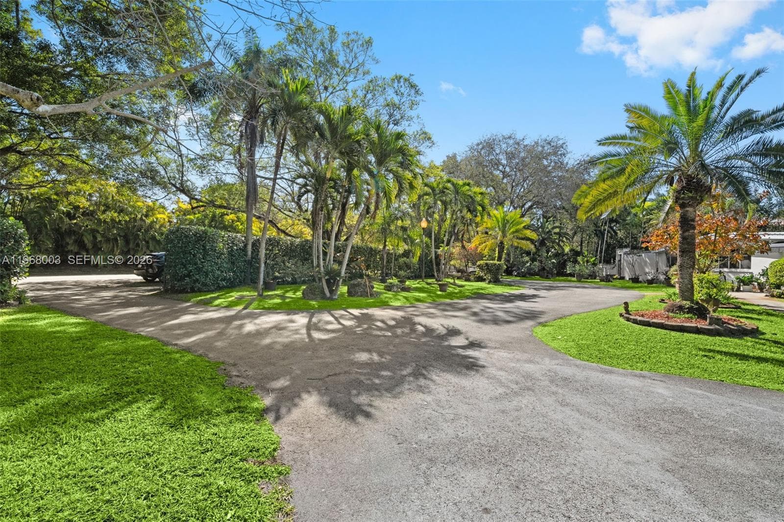 11220 SW 67th Ave, Pinecrest FL 33156 — 39