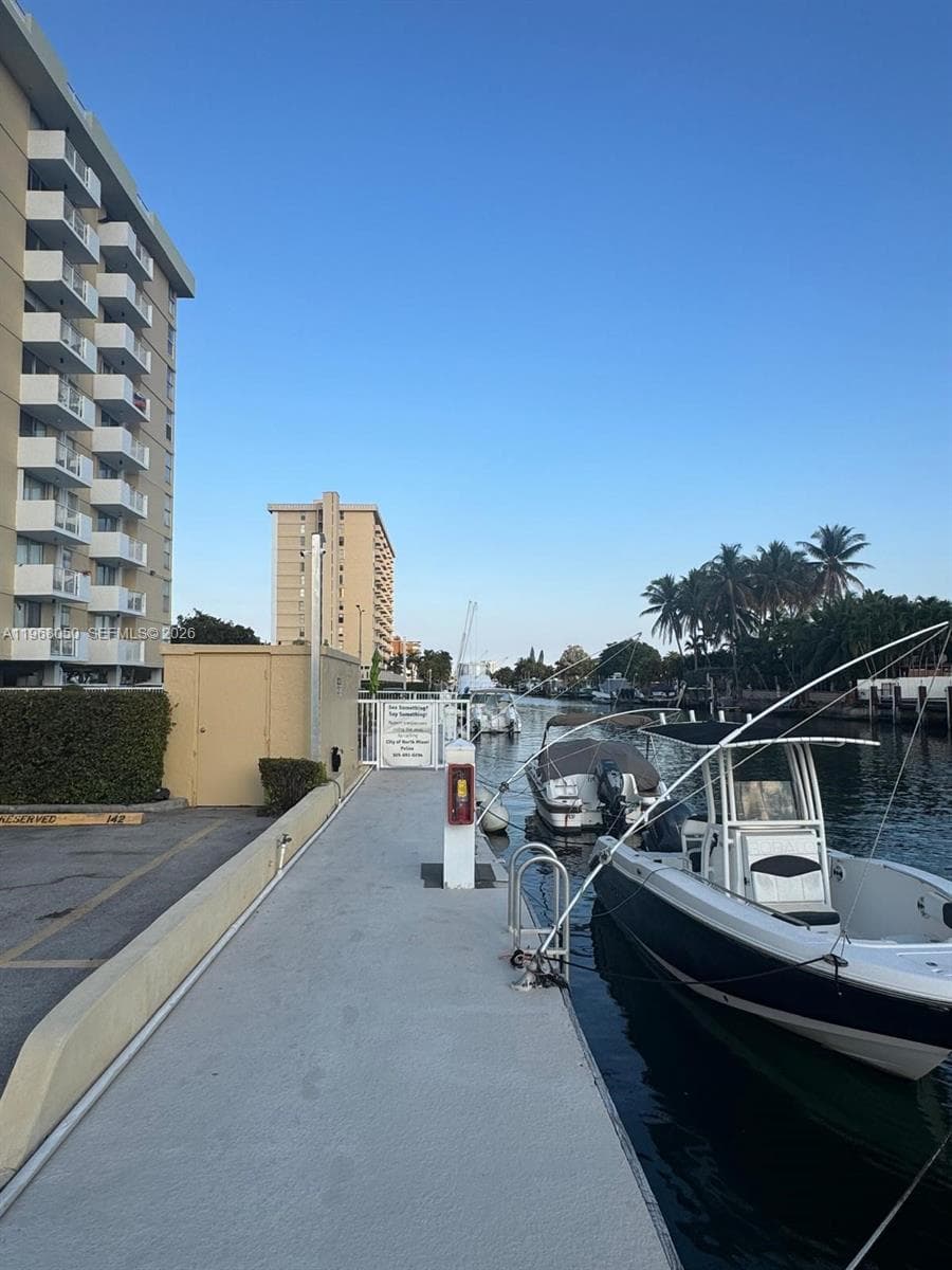 2020 NE 135th St # 811, North Miami FL 33181 — 27