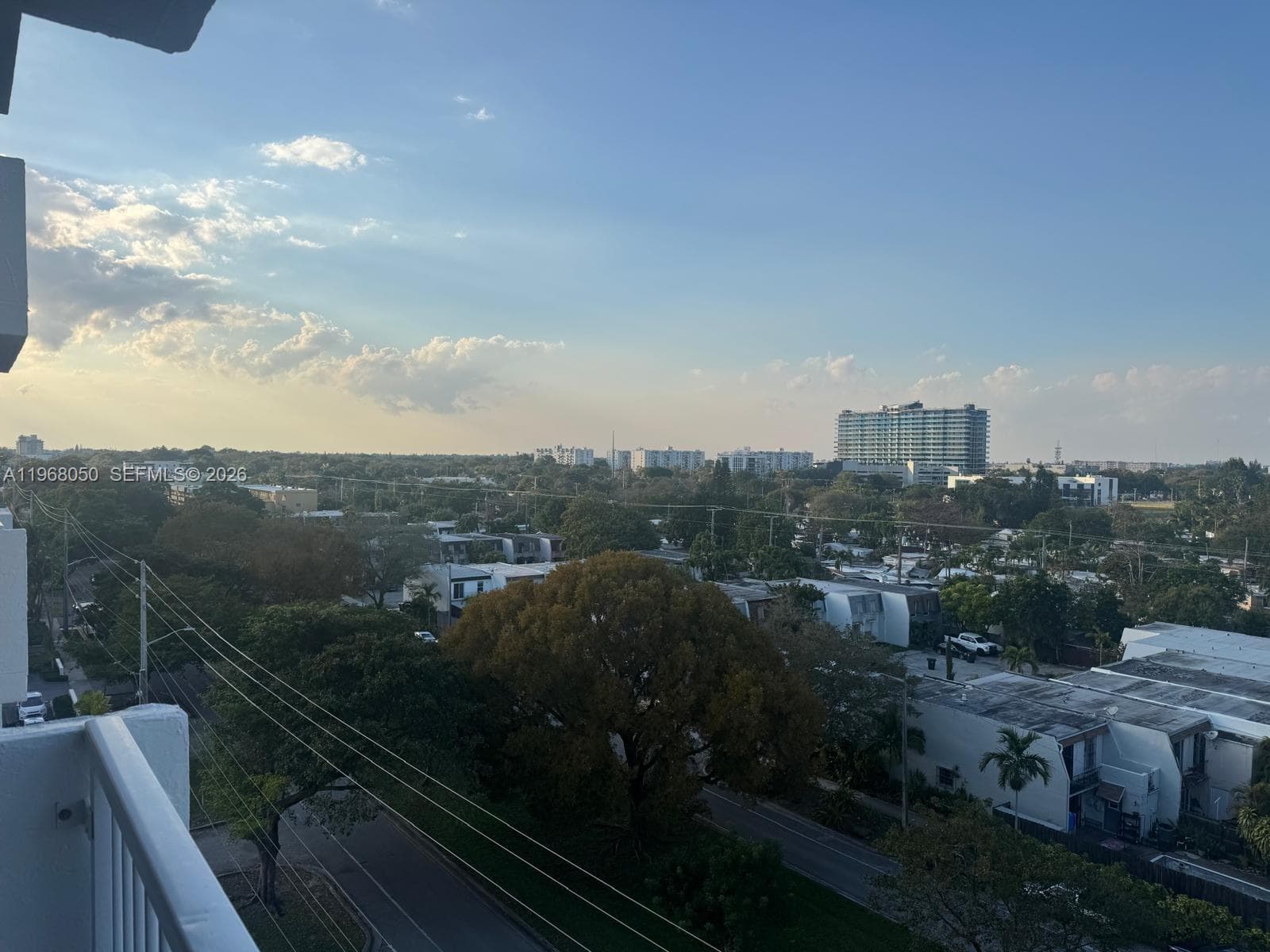 2020 NE 135th St # 811, North Miami FL 33181 — 5