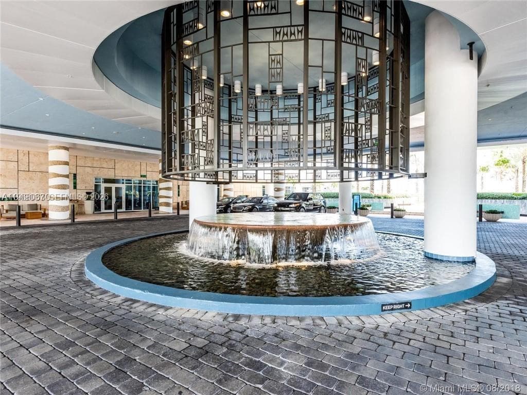 6799 Collins Ave # 301, Miami Beach FL 33141 — 2