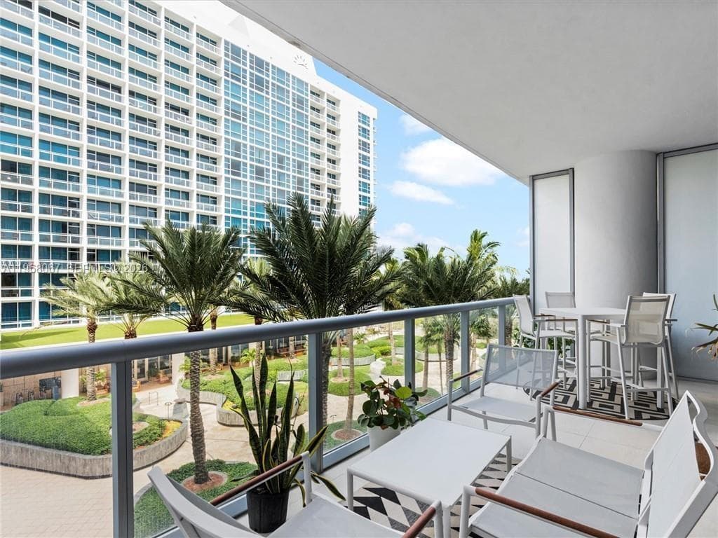 6799 Collins Ave # 301, Miami Beach FL 33141 — 17