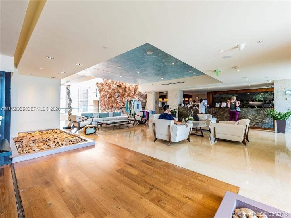 6799 Collins Ave # 301, Miami Beach FL 33141 — 43