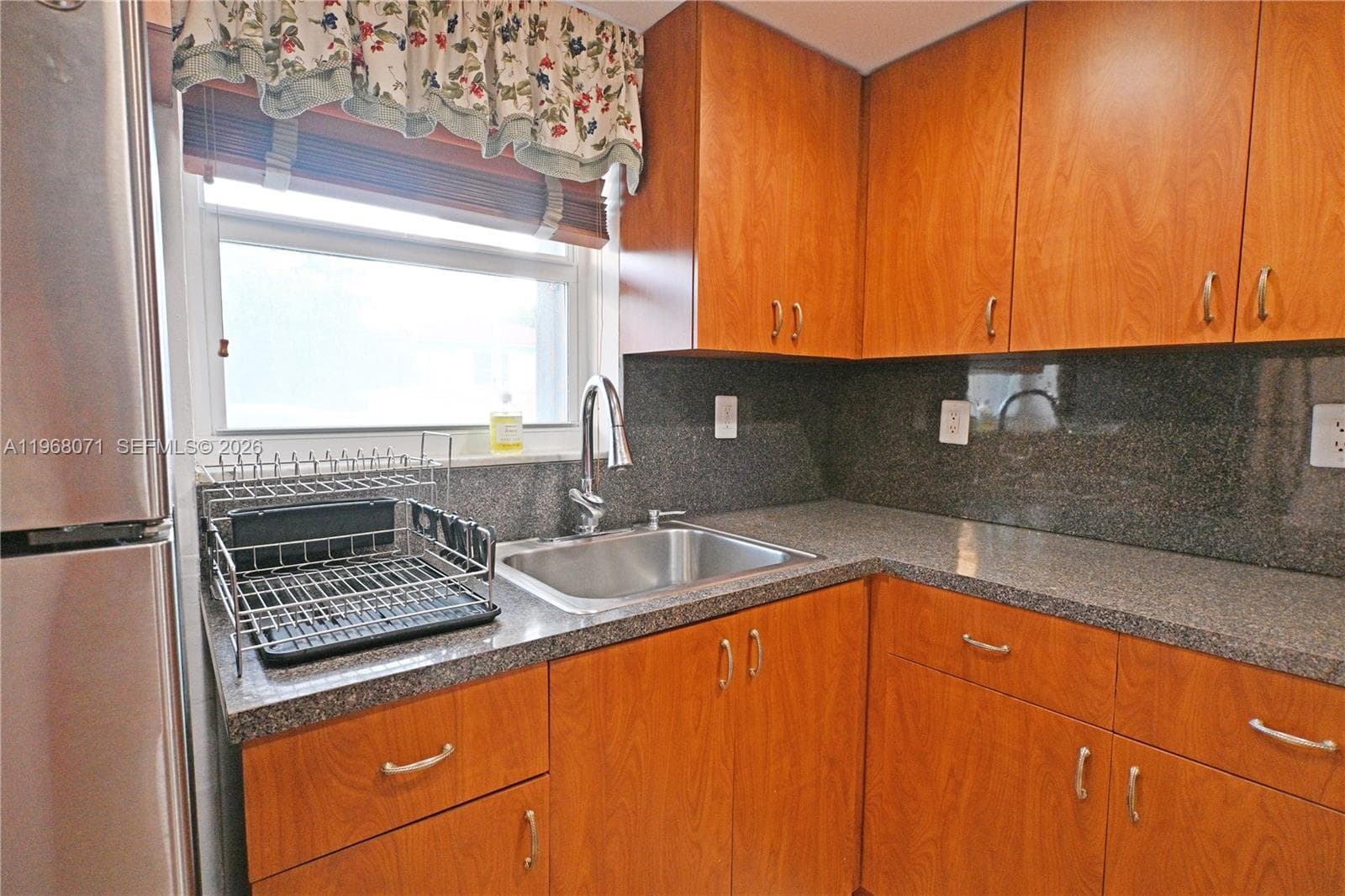 947 Lenox Ave # 203, Miami Beach FL 33139 — 3