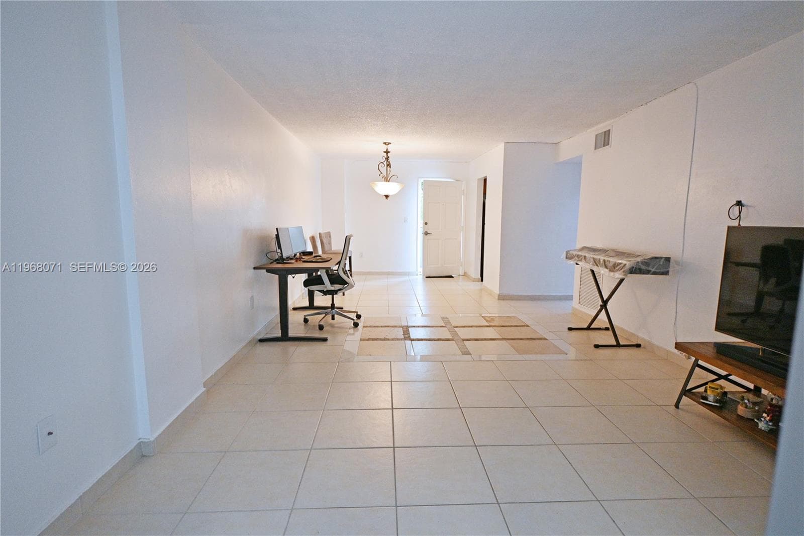 947 Lenox Ave # 203, Miami Beach FL 33139 — 9