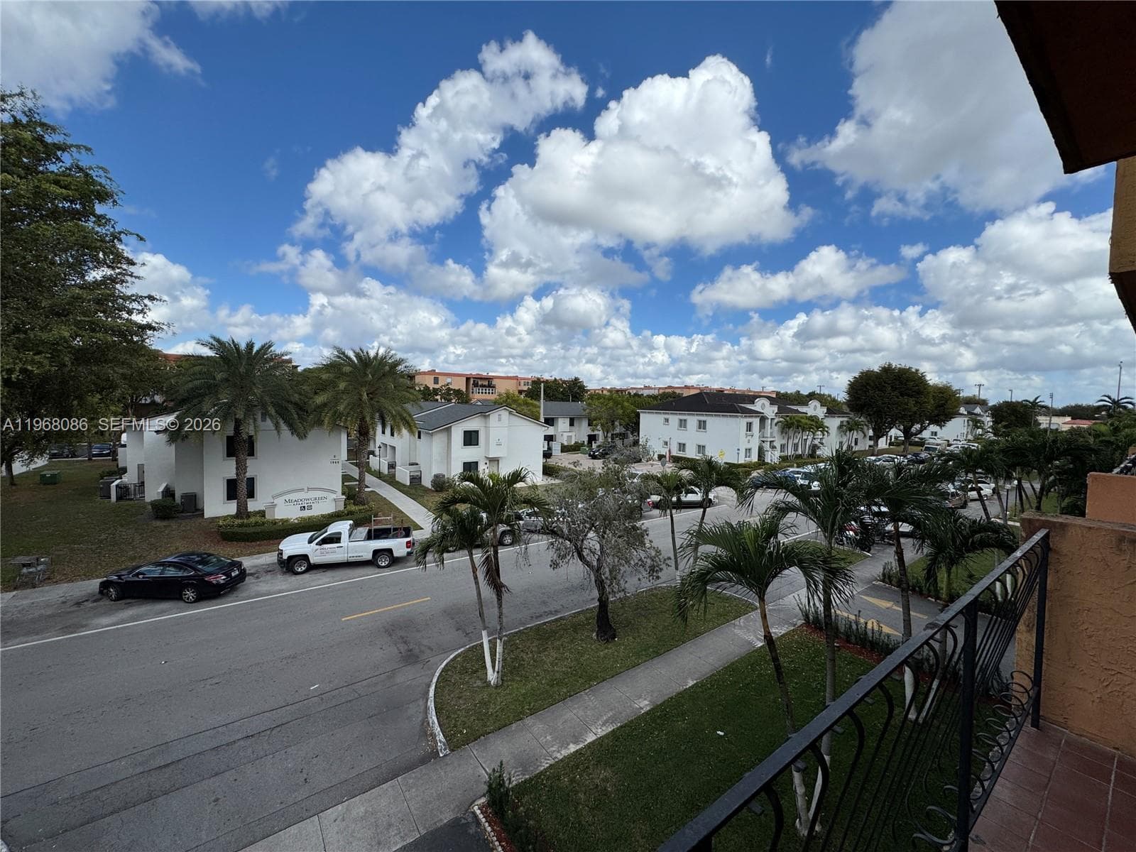 1900 W 54th St # 219, Hialeah FL 33012 — 32