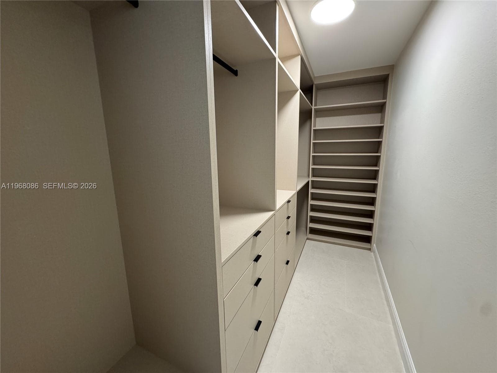 1900 W 54th St # 219, Hialeah FL 33012 — 5