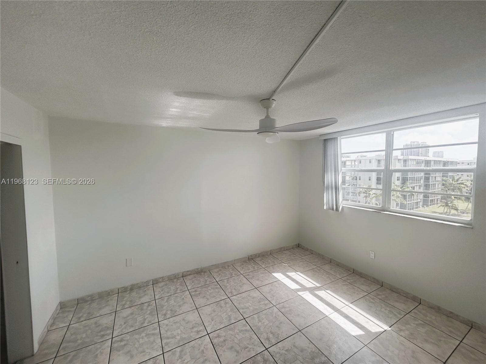 2851 Leonard Dr # J502, Aventura FL 33160 — 12