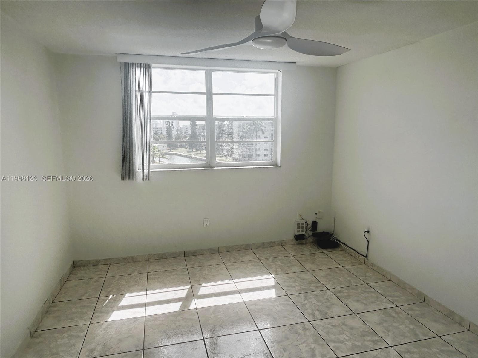2851 Leonard Dr # J502, Aventura FL 33160 — 10