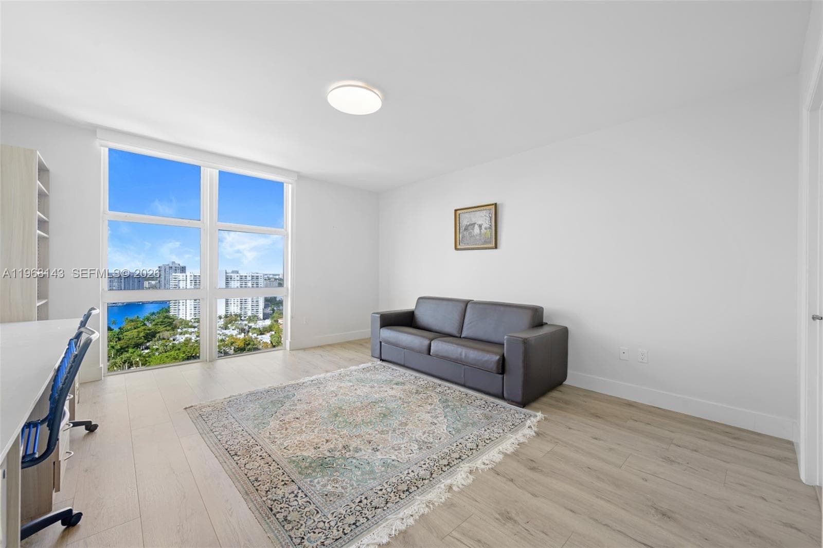 3301 NE 183 # 2209, Aventura FL 33160 — 22
