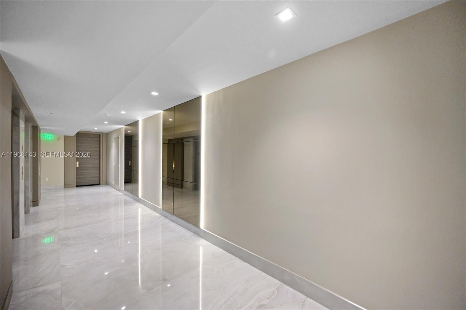 3301 NE 183 # 2209, Aventura FL 33160 — 3