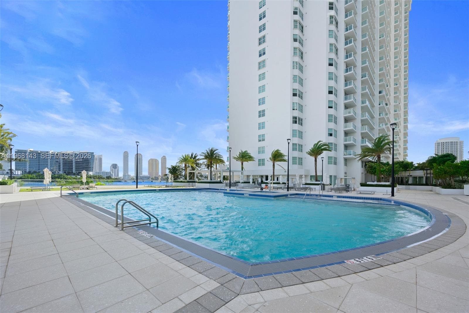 3301 NE 183 # 2209, Aventura FL 33160 — 28