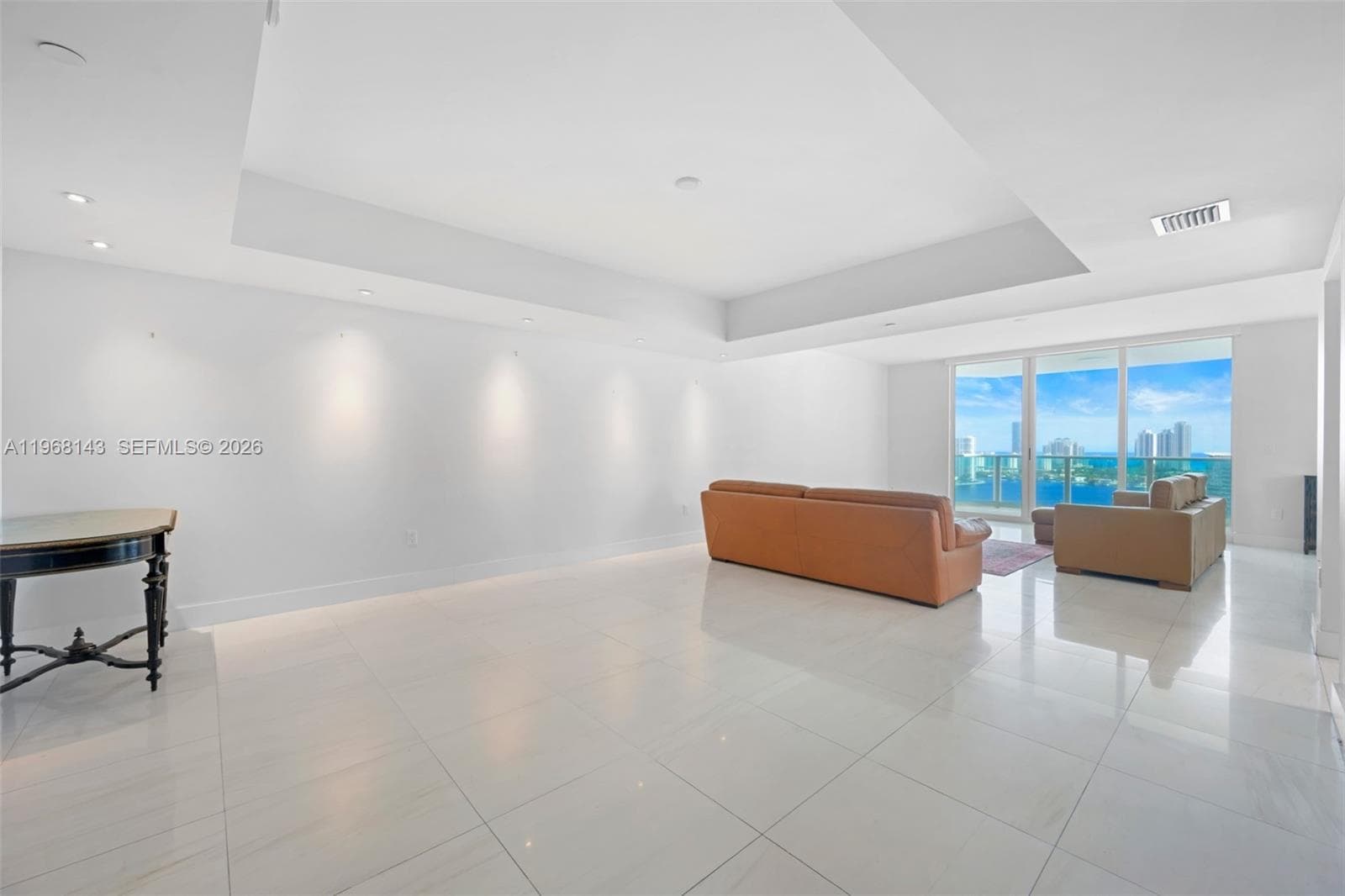 3301 NE 183 # 2209, Aventura FL 33160 — 9