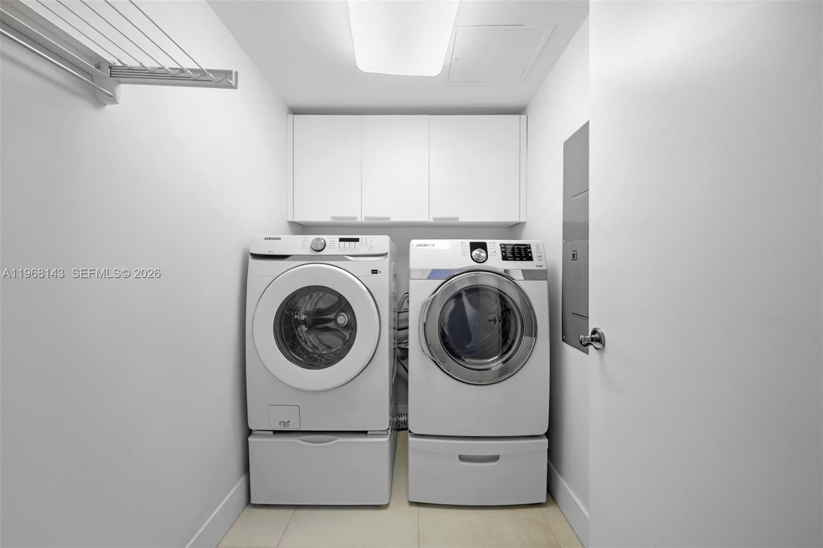 3301 NE 183 # 2209, Aventura FL 33160 — 24