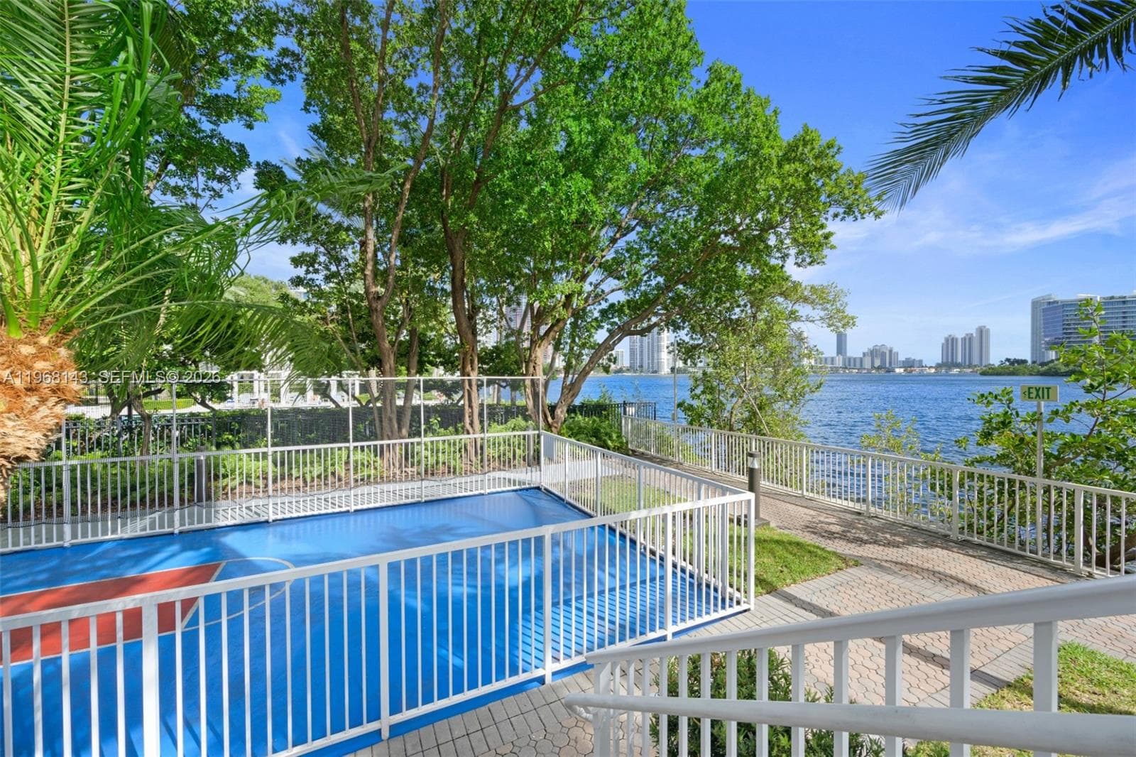3301 NE 183 # 2209, Aventura FL 33160 — 29