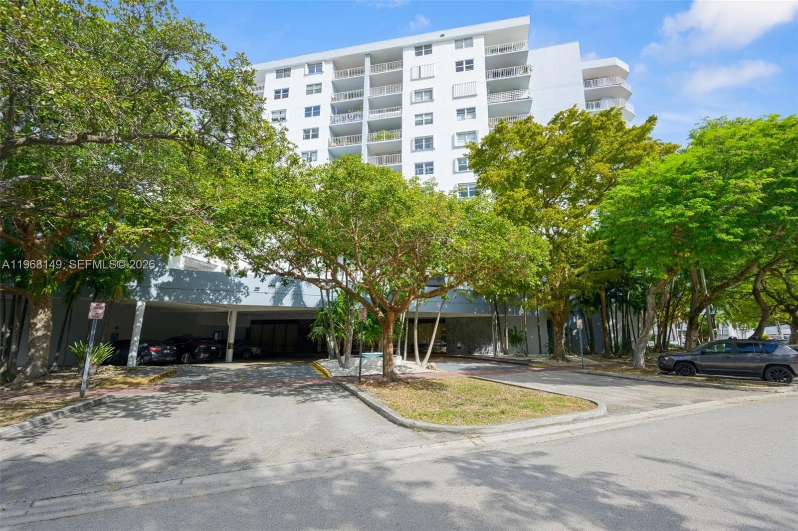 6900 Bay Dr # 8A, Miami Beach FL 33141 — 16