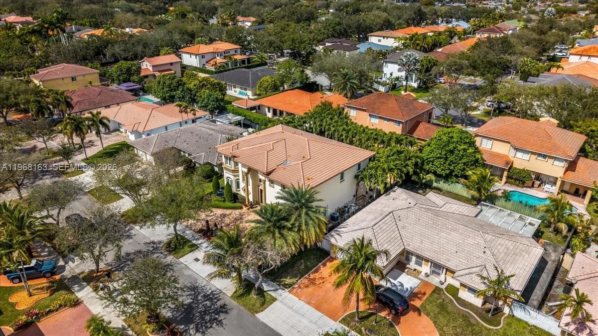 7851 NW 166th Ter, Miami Lakes FL 33016 — 59