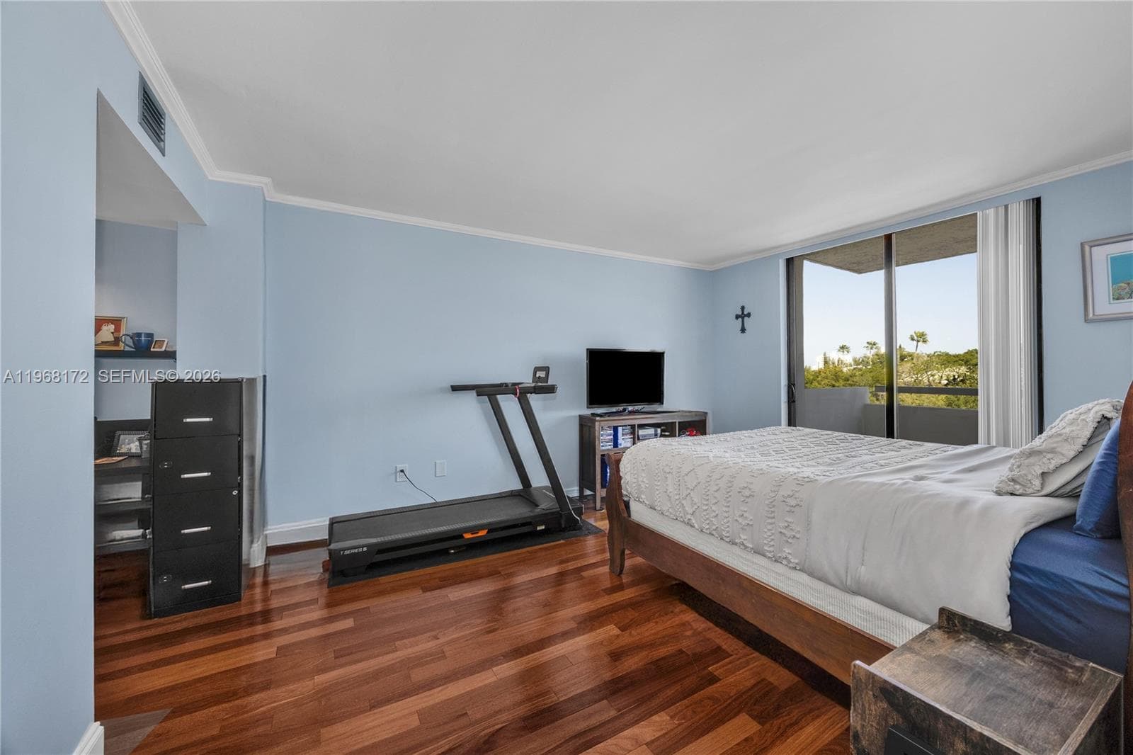 7300 Wayne Ave # 405, Miami Beach FL 33141 — 5