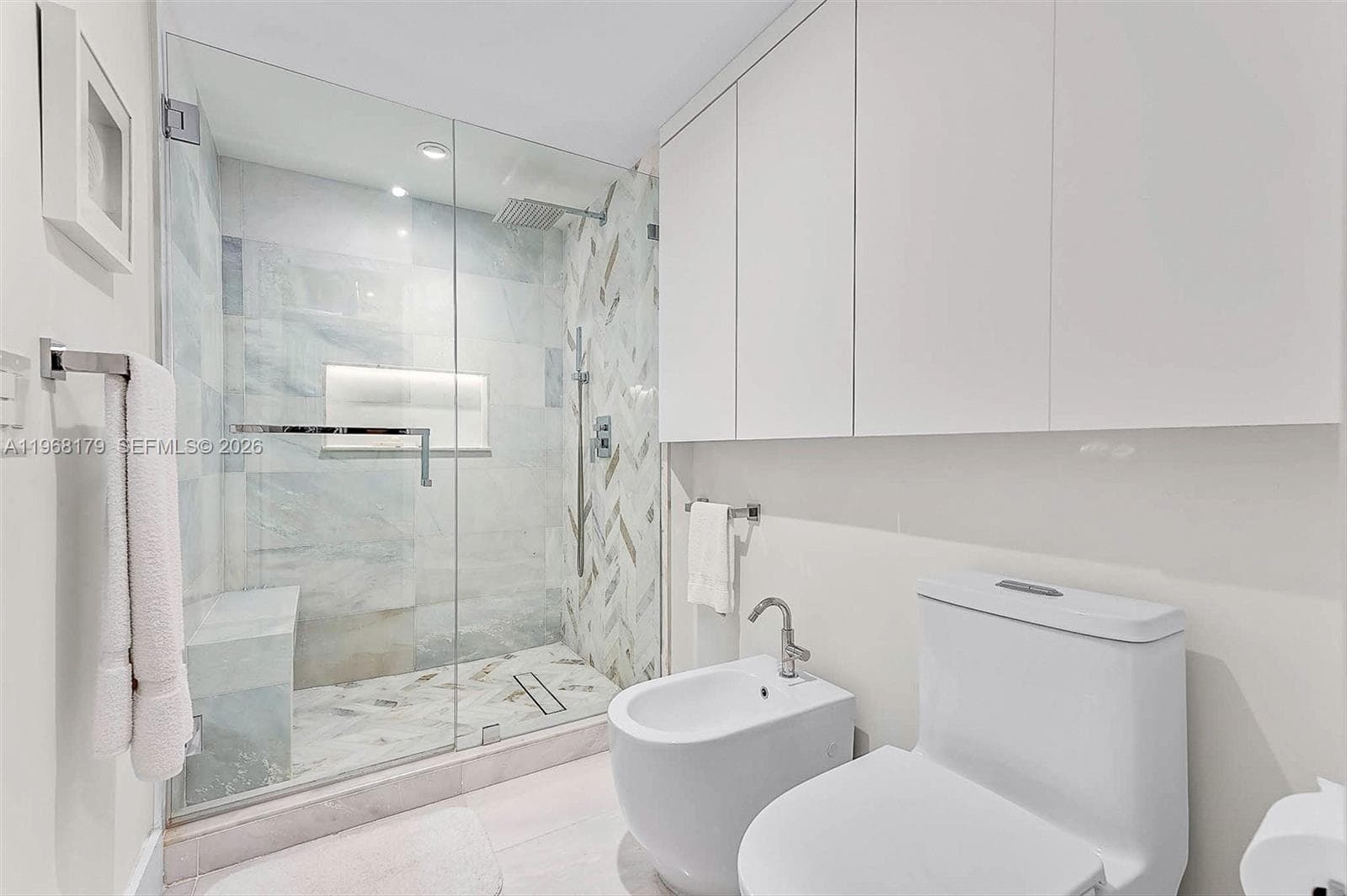 199 Ocean Lane Dr # 311, Key Biscayne FL 33149 — 23