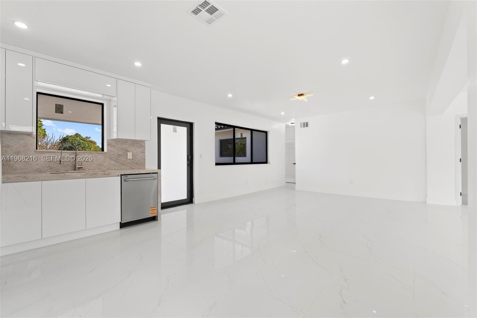 14950 NE 2nd Ave, Miami FL 33161 — 13