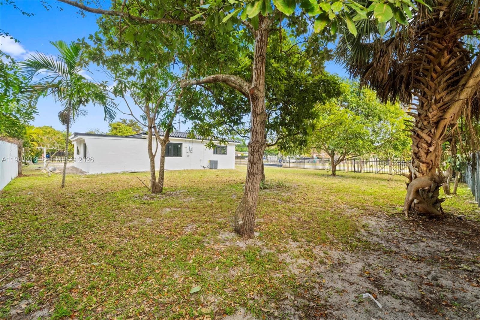 14950 NE 2nd Ave, Miami FL 33161 — 36
