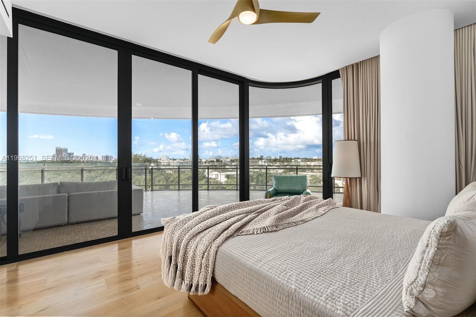 8701 Collins Ave # 606, Miami Beach FL 33154 — 28