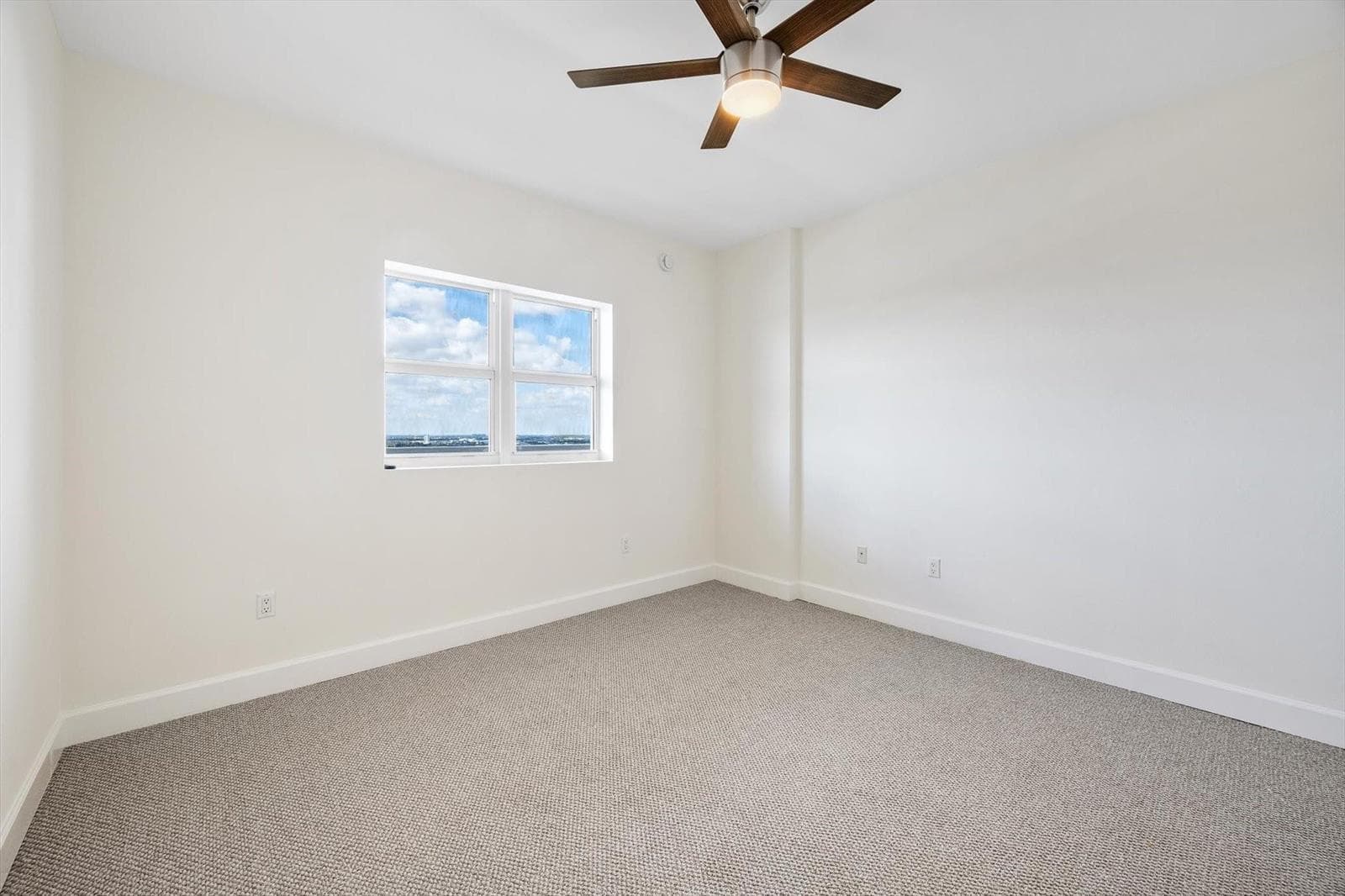 15051 Royal Oaks Lane # 2106, North Miami FL 33181 — 16