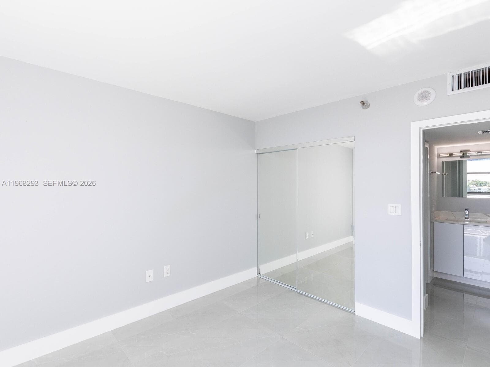 20505 E COUNTRY CLUB DR # 634, Aventura FL 33180 — 32