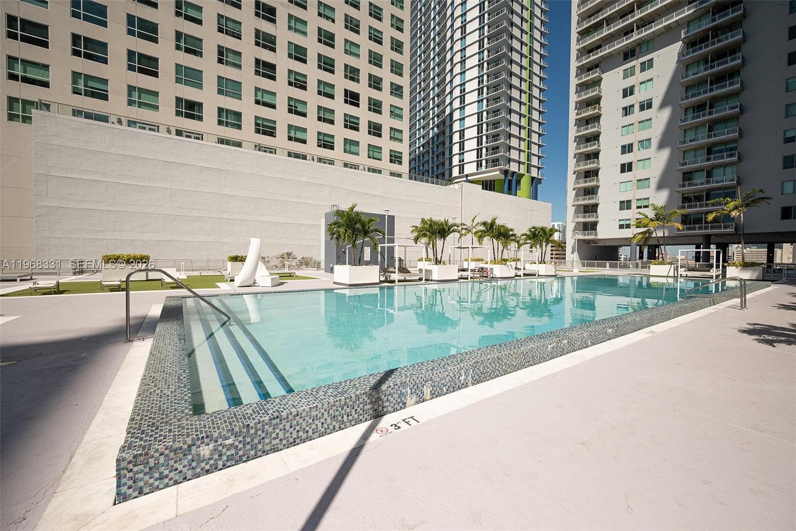 690 SW 1st Ct # 1504, Miami FL 33130 — 17