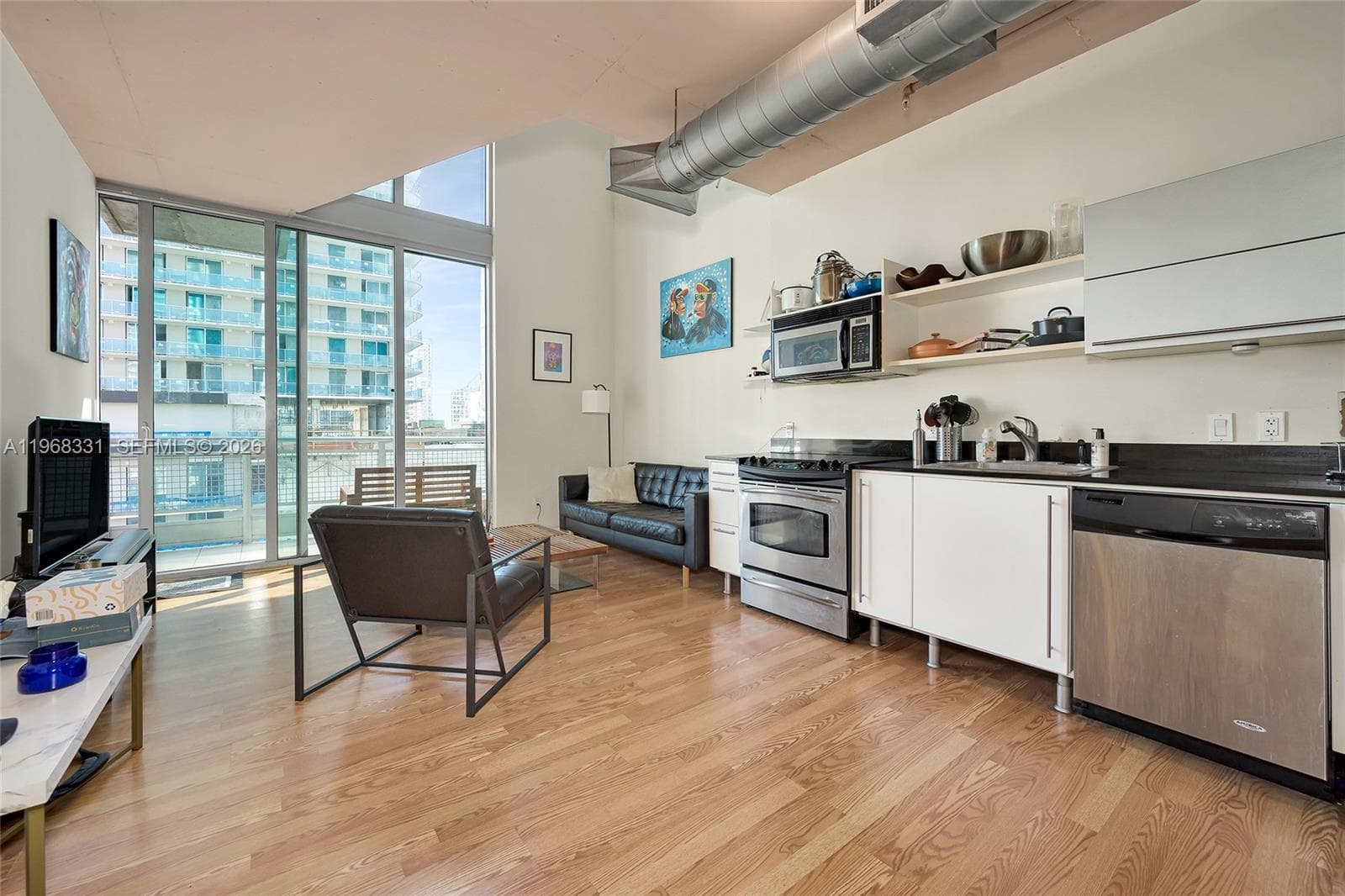 690 SW 1st Ct # 1504, Miami FL 33130 — 4