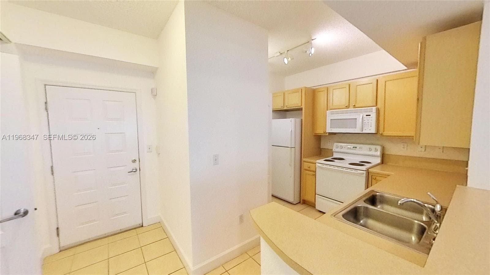 6001 SW 70th St # 217, South Miami FL 33143 — 21