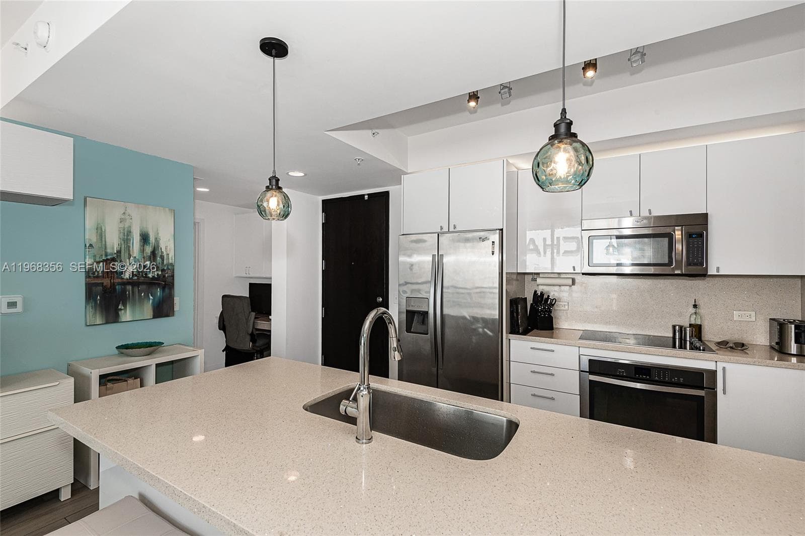 999 SW 1st Ave # 3215, Miami FL 33130 — 10