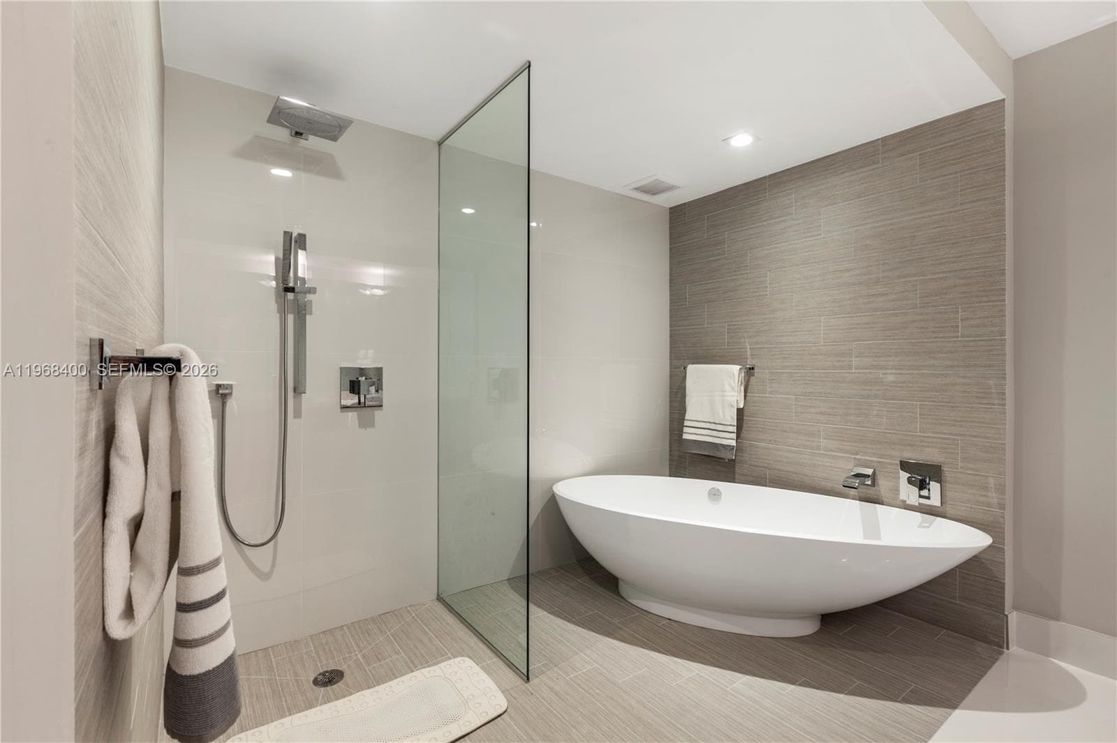 300 Sunny Isles Blvd # 806, Sunny Isles Beach FL 33160 — 8