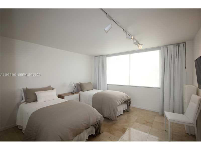 5151 COLLINS AV # 532, Miami Beach FL 33140 — 27
